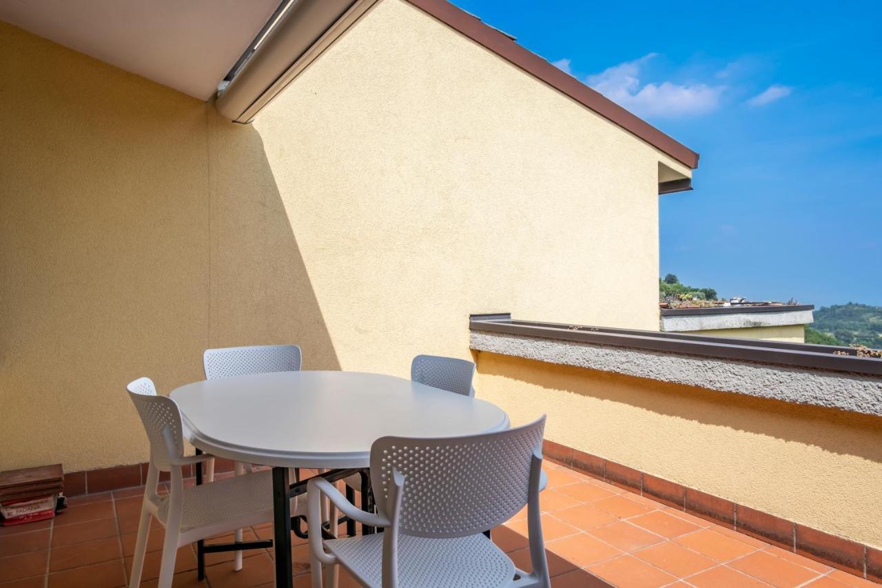 L&M Apartments - Pool - By Host4U Muscoline エクステリア 写真