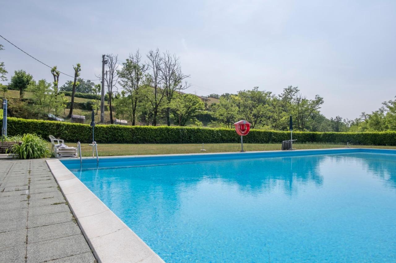 L&M Apartments - Pool - By Host4U Muscoline エクステリア 写真